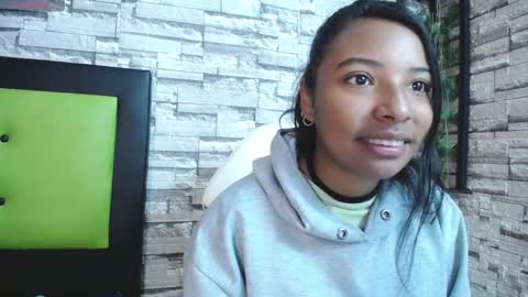 Snapshot of arietta_ chatting on March 3, 12:39 pm ARIETTA online show from March 3, 12:39 pm