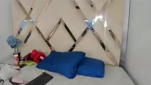 ariht online show from February 23, 10:23 pm