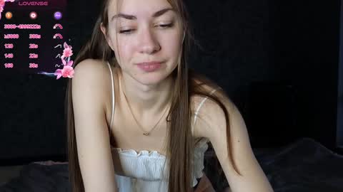 Snapshot of ariiadnaaa chatting on February 5, 8:11 am Ariadna online show from February 5, 8:11 am