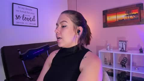 Snapshot of ariianabaker chatting on March 5, 6:12 pm Arianna online show from March 5, 6:12 pm