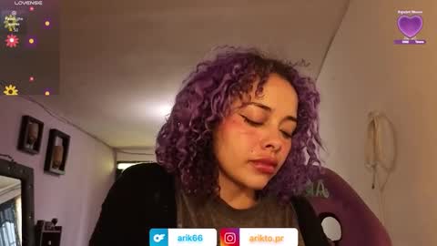 Arin online show from September 24, 4:14 pm