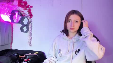 Ariel online show from March 2, 4:17 am