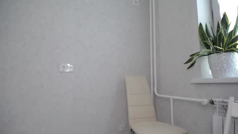 arinamir online show from October 25, 3:29 am