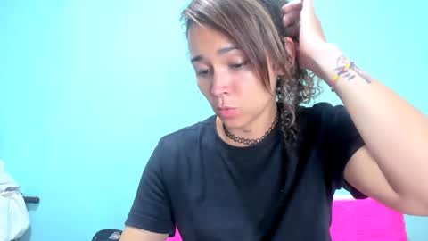 Snapshot of arisha_fox chatting on January 21, 8:11 pm Erik online show from January 21, 8:11 pm