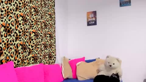 Snapshot of arisha_fox chatting on March 2, 11:20 pm Erik online show from March 2, 11:20 pm