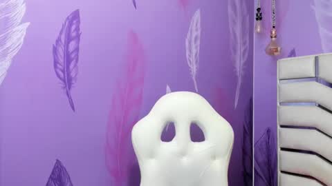 arisha_lee2 online show from February 12, 4:33 am