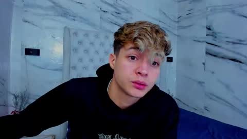 celina online show from November 11, 1:13 pm