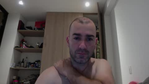 Snapshot of aristi11 chatting on February 26, 5:46 am aristi11 online show from February 26, 5:46 am