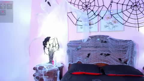 Ari  online show from October 18, 12:31 pm