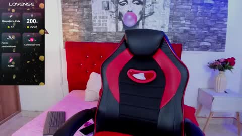 ARITH SANDOVAL online show from October 22, 10:11 pm