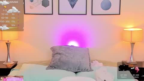 Snapshot of arivega chatting on February 27, 10:33 am Nice to meet you thumb up me please its important I LOOK MY BIO DOWN online show from February 27, 10:33 am