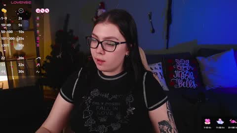 Snapshot of arizonaa_muse chatting on January 11, 3:31 pm Astrid online show from January 11, 3:31 pm