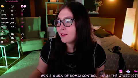 Snapshot of arizonaa_muse chatting on January 16, 3:34 pm Astrid online show from January 16, 3:34 pm