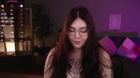 Snapshot of arizonaa_muse chatting on September 15, 1:18 am Astrid online show from September 15, 1:18 am