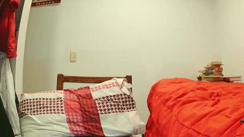 Snapshot of armin_red1 chatting on January 16, 6:03 am armin_red1 online show from January 16, 6:03 am