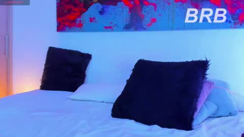   online show from February 26, 6:40 am