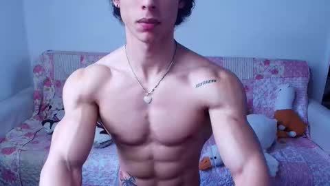 Snapshot of arnold_black69 chatting on February 11, 8:20 pm arnold black online show from February 11, 8:20 pm
