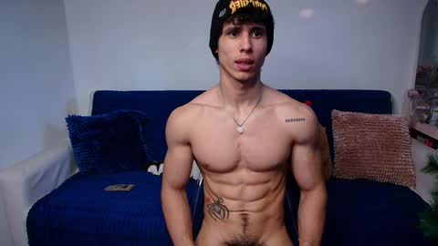 Snapshot of arnold_black69 chatting on December 16, 10:03 pm arnold black online show from December 16, 10:03 pm