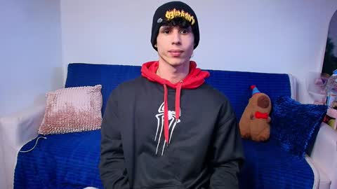 Snapshot of arnold_black69 chatting on December 19, 8:13 pm arnold black online show from December 19, 8:13 pm