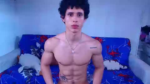 Snapshot of arnold_black69 chatting on February 27, 8:09 pm arnold black online show from February 27, 8:09 pm