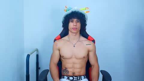 Snapshot of arnold_black69 chatting on September 18, 12:31 pm arnold black online show from September 18, 12:31 pm