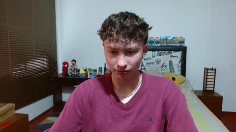 Aaron online show from February 5, 4:25 pm