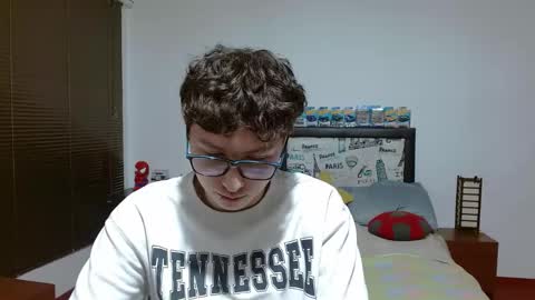 Aaron online show from January 24, 11:15 am