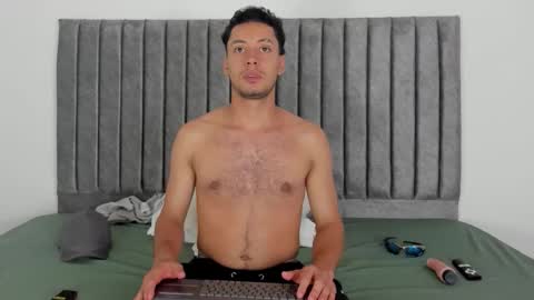 aron cooper online show from October 3, 1:08 pm