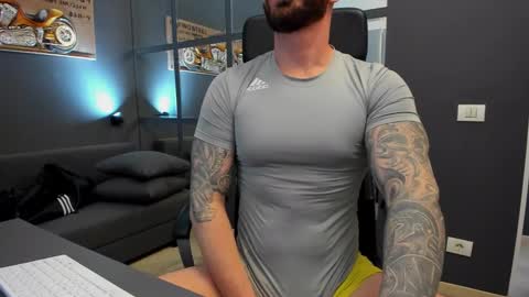 AronGrant online show from February 8, 9:03 am