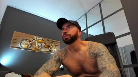 AronGrant online show from February 18, 9:10 am