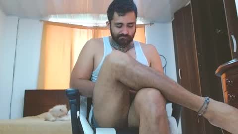 Snapshot of aronmiller404 chatting on January 19, 10:17 pm aronmiller online show from January 19, 10:17 pm