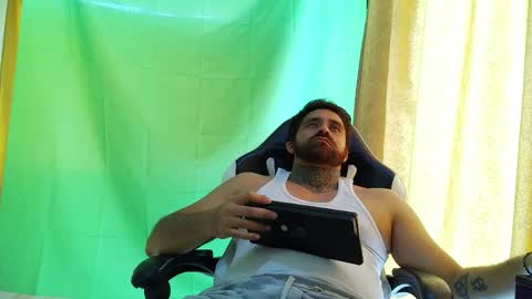 aronmiller online show from May 28, 8:07 pm