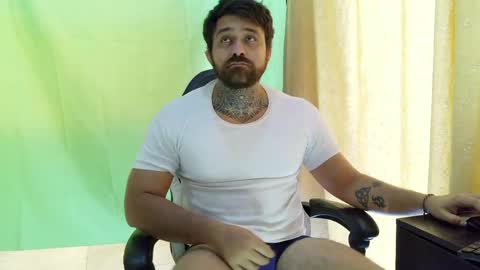 aronmiller online show from May 22, 3:52 pm