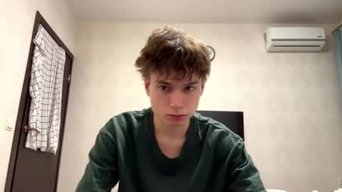 aronrodrigo online show from February 17, 6:06 pm