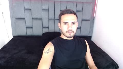 Snapshot of arontrey21_ chatting on September 11, 7:04 pm Adrian online show from September 11, 7:04 pm
