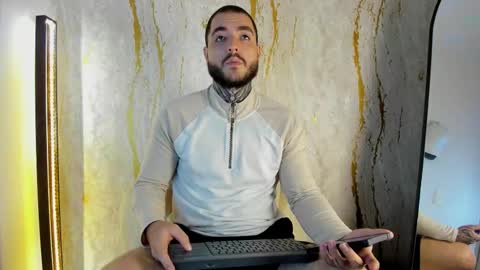 Aron online show from January 7, 1:54 am