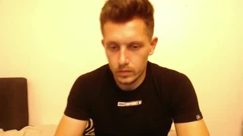 arromwilliam90 online show from December 8, 12:30 pm