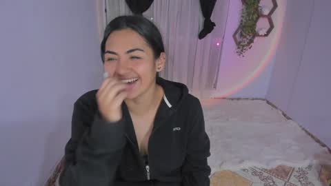 Snapshot of artemis_020 chatting on January 12, 11:58 pm FENIX online show from January 12, 11:58 pm