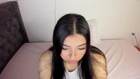 Snapshot of artemisa67_ chatting on December 29, 5:53 am ESTEFANY online show from December 29, 5:53 am