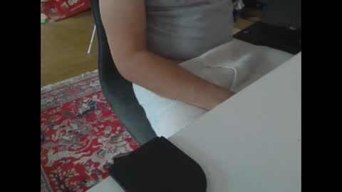 artesian99 online show from October 5, 10:01 am