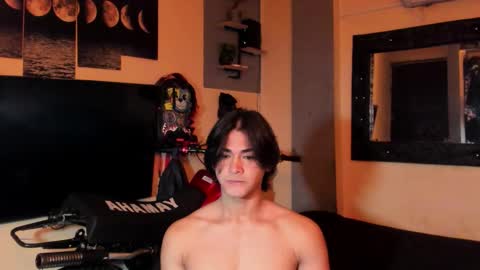 I AM HERE online show from March 21, 3:23 am