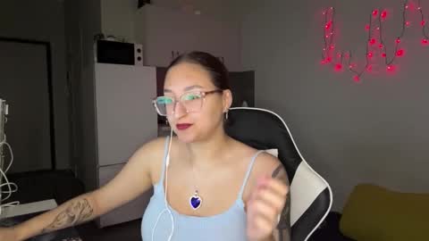 Mia  online show from February 23, 5:59 pm