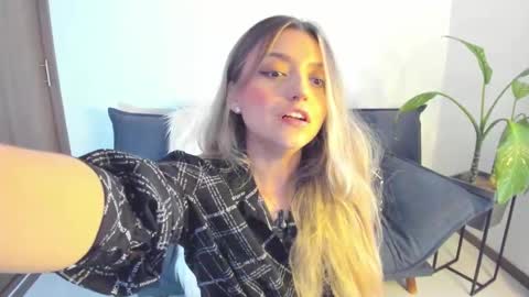 Zahaara online show from December 3, 8:20 pm