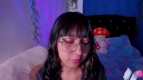 Snapshot of arya_line chatting on February 6, 4:21 am Arys online show from February 6, 4:21 am