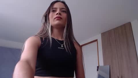 ximena online show from February 22, 8:09 pm