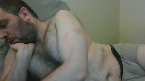 Snapshot of asfjkl chatting on December 12, 3:43 am asfjkl online show from December 12, 3:43 am