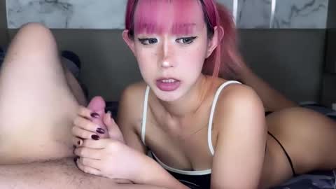 Ash And Edward online show from March 4, 7:51 am