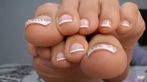 Snapshot of ash_nicefeet chatting on February 12, 2:45 am ashley online show from February 12, 2:45 am