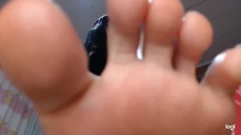 Snapshot of ash_nicefeet chatting on September 14, 3:31 am ashley online show from September 14, 3:31 am
