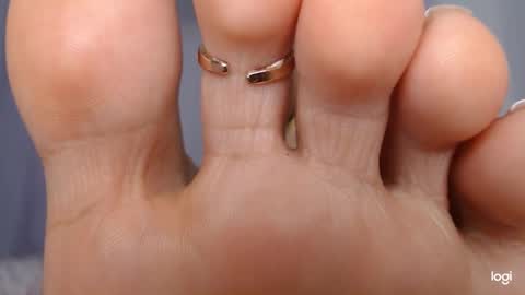Snapshot of ash_nicefeet chatting on March 11, 4:51 am ashley online show from March 11, 4:51 am